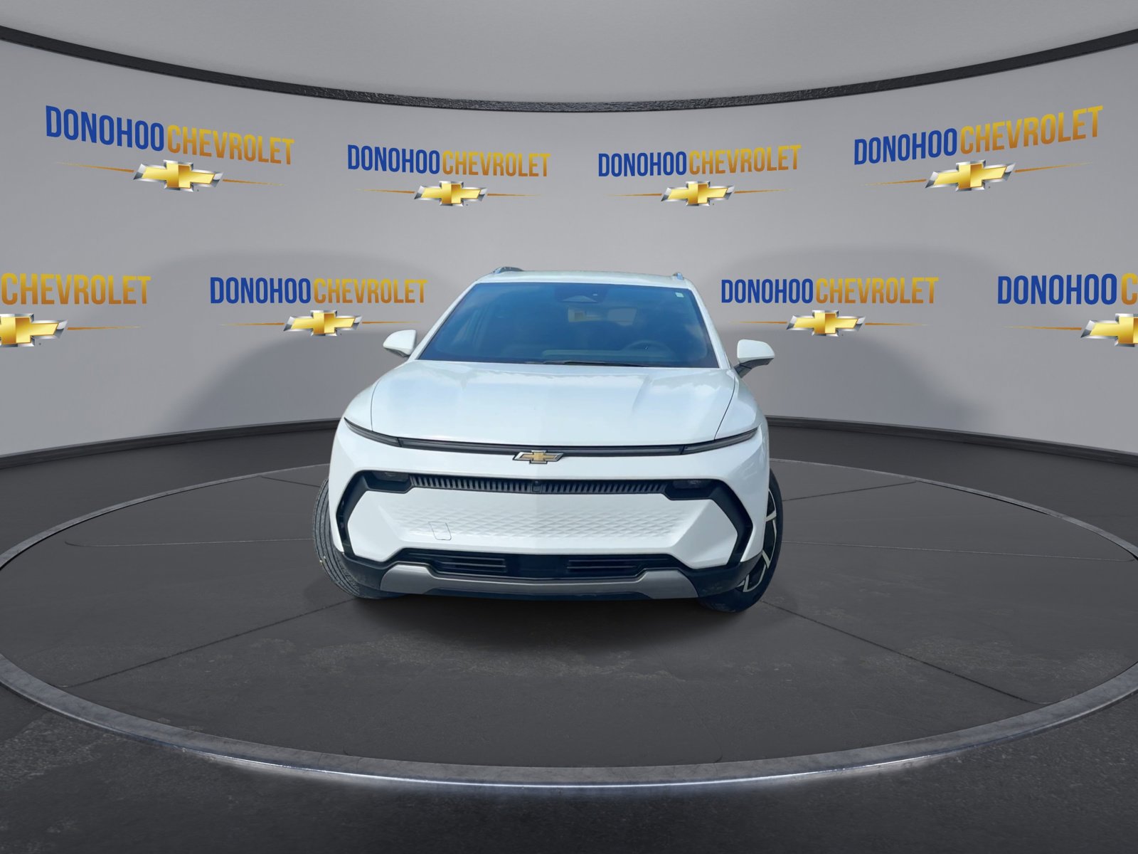 Used 2024 Chevrolet Equinox EV LT FWD image 6