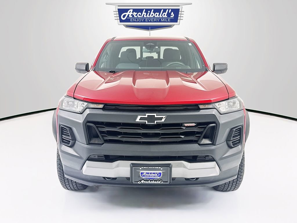 Used 2023 Chevrolet Colorado Trail Boss image 2