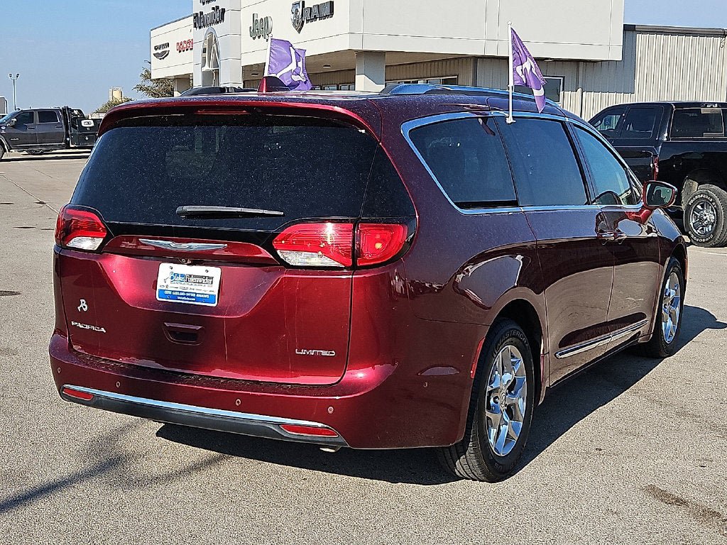 Certified 2017 Chrysler Pacifica Limited w/ Advanced Safetytec Group FWD image 7