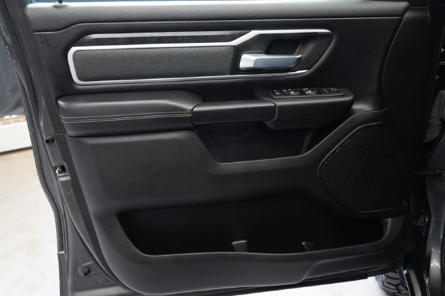Used 2022 RAM 1500 Big Horn AWD/4WD image 9
