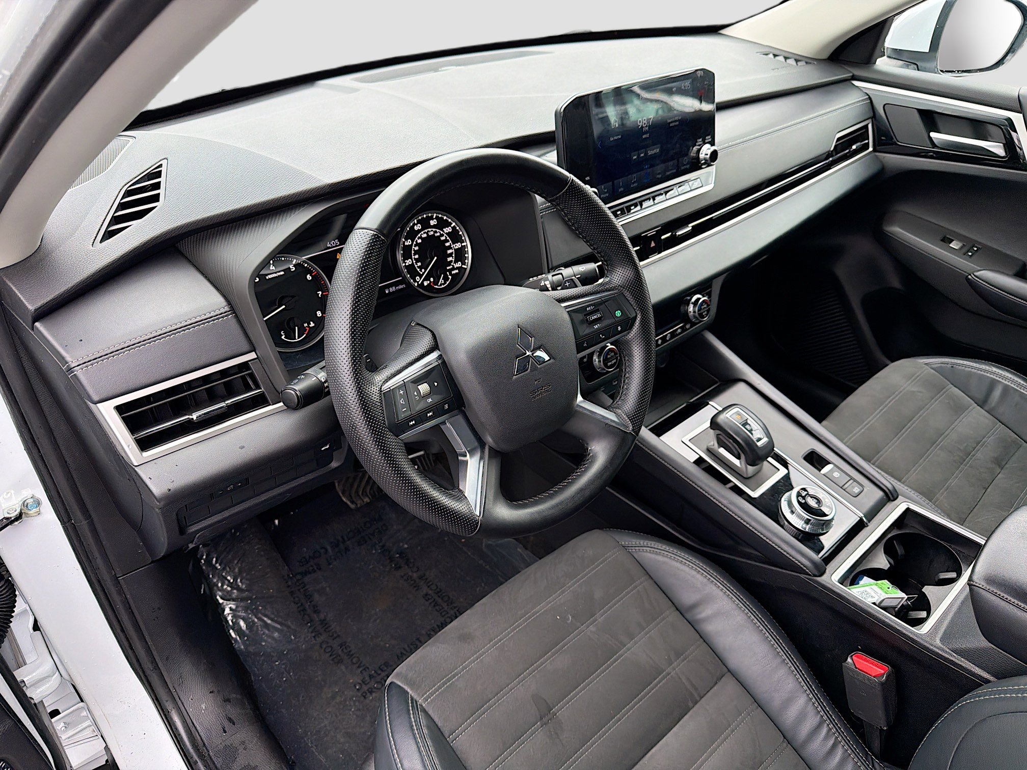 Used 2022 Mitsubishi Outlander SE AWD/4WD image 26