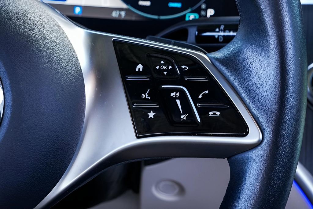 Used 2024 Mercedes-Benz CLE 300 4MATIC Cabriolet image 47