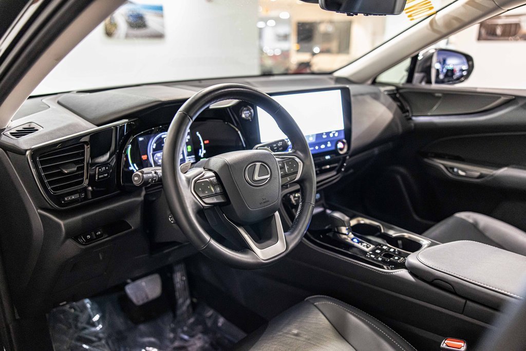 Used 2025 Lexus NX 450h+ AWD w/ Luxury Package image 20