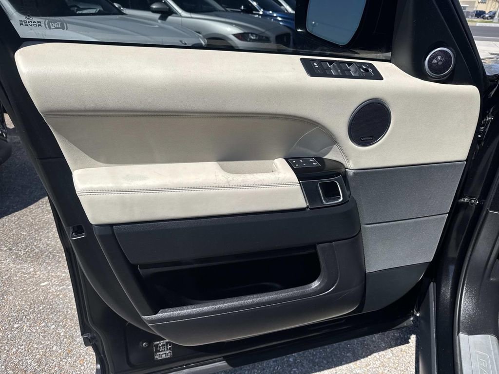 Used 2017 Land Rover Range Rover Sport Supercharged image 21