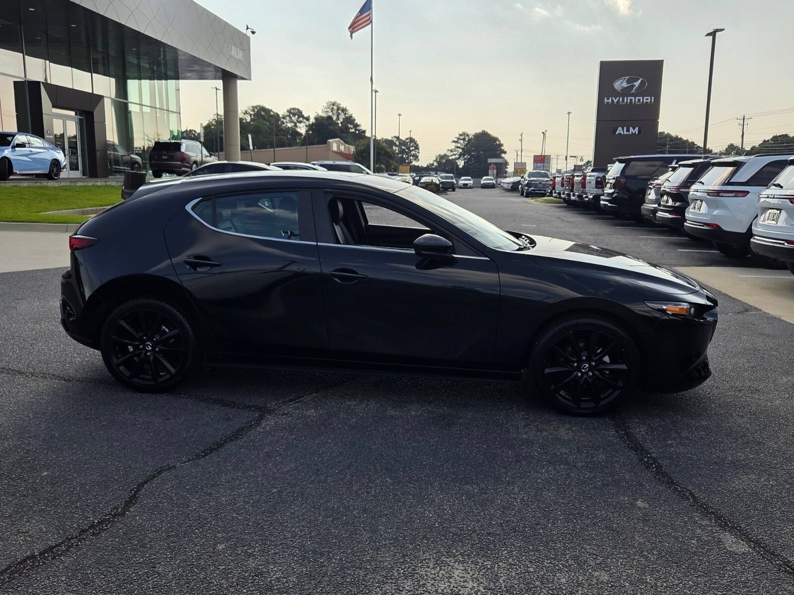 Used 2024 MAZDA MAZDA3 s FWD image 15