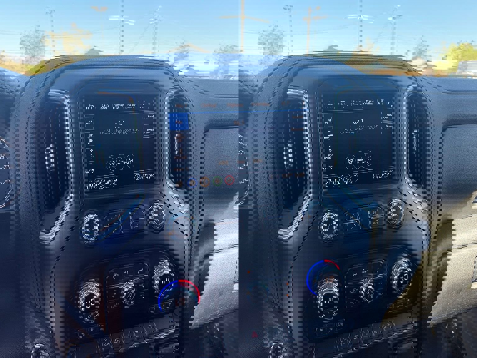 Used 2023 GMC Sierra 2500 AT4 w/ Gooseneck/5TH Wheel Package AWD/4WD image 21