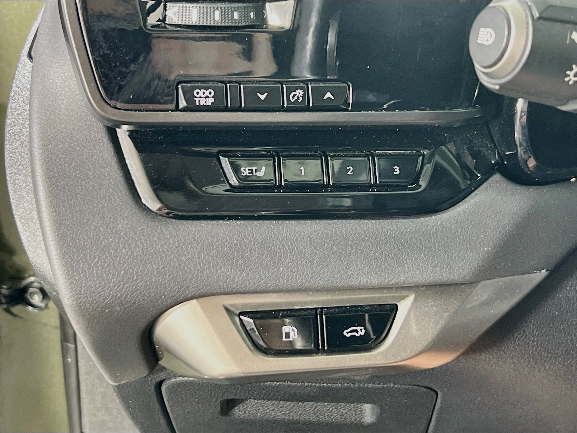 Used 2023 Lexus RX 350 Premium Plus w/ Accessory Package AWD/4WD image 10
