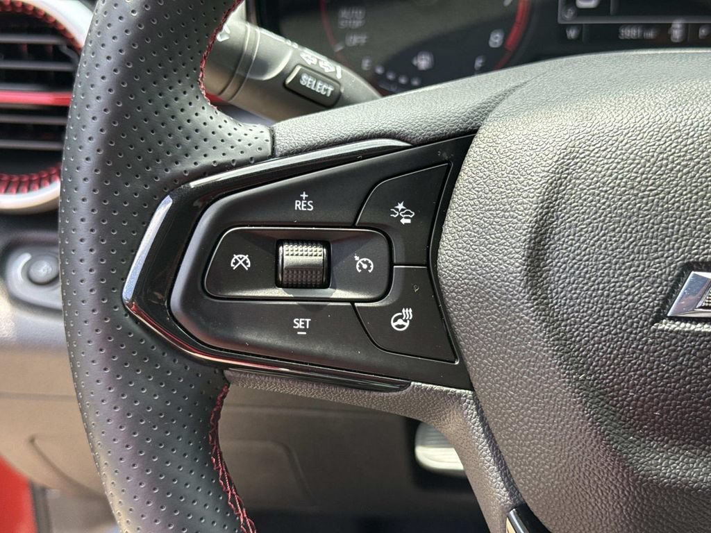 Used 2024 Chevrolet Trax RS w/ Driver Confidence Package FWD image 37