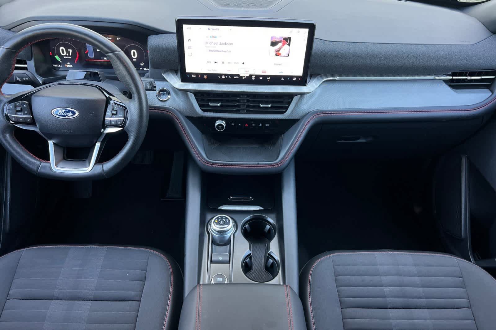 Certified 2025 Ford Explorer ST-Line w/ ST-Line Street Pack AWD/4WD image 3