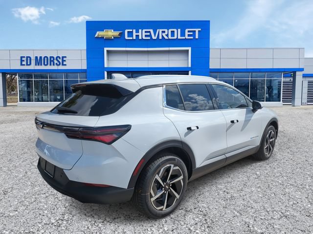 New 2026 Chevrolet Equinox EV LT AWD/4WD image 3