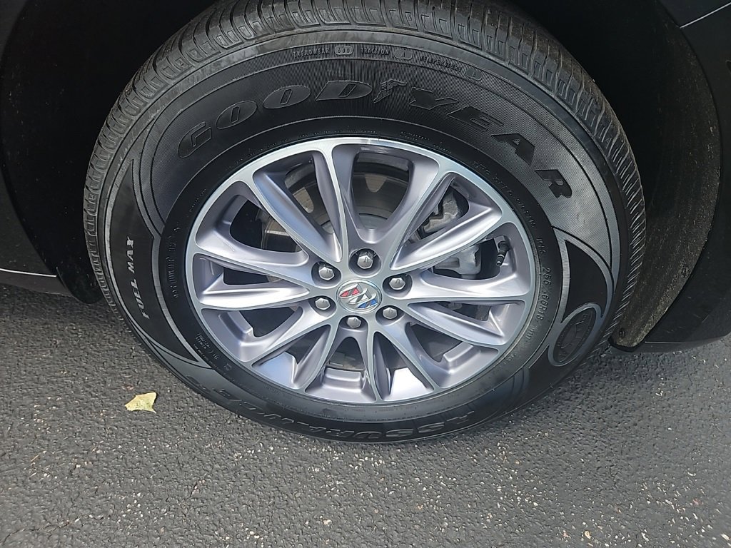 Used 2024 Buick Enclave Essence w/ Trailering Package, 5000 lbs. image 8