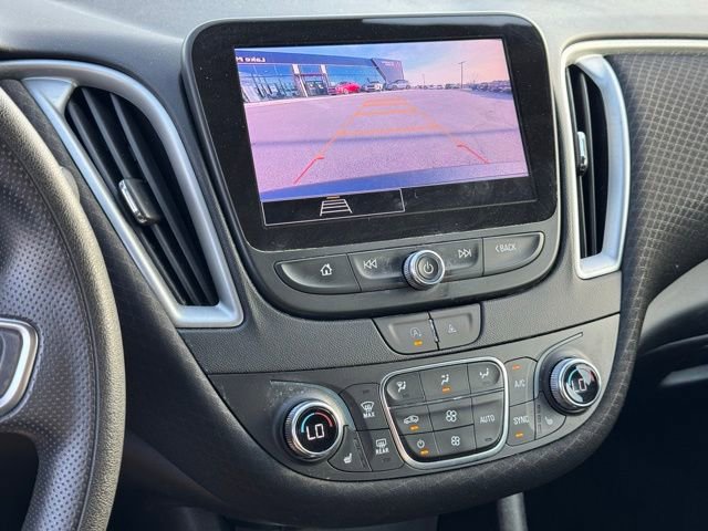 Used 2023 Chevrolet Malibu LT image 30