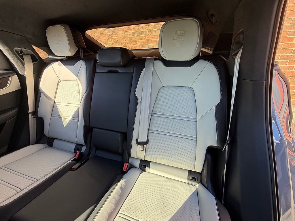 New 2026 Porsche Cayenne Turbo image 20