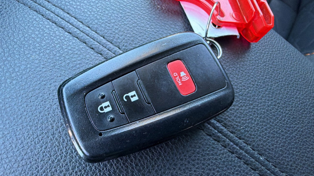 Used 2024 Toyota RAV4 Adventure image 29