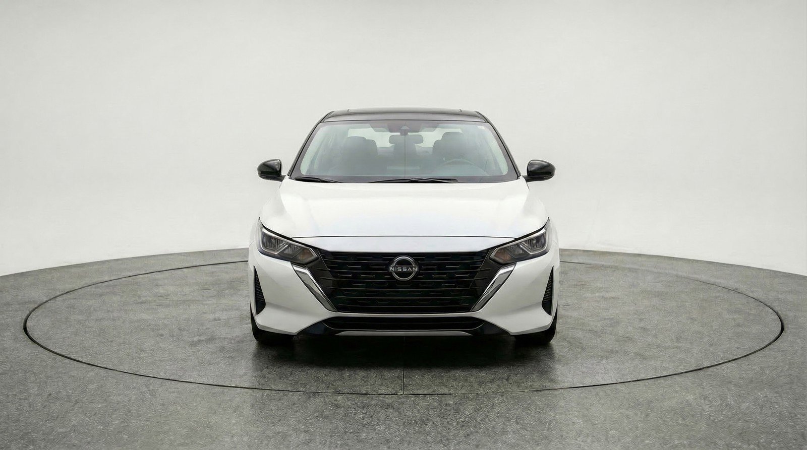 Used 2025 Nissan Sentra SV image 1