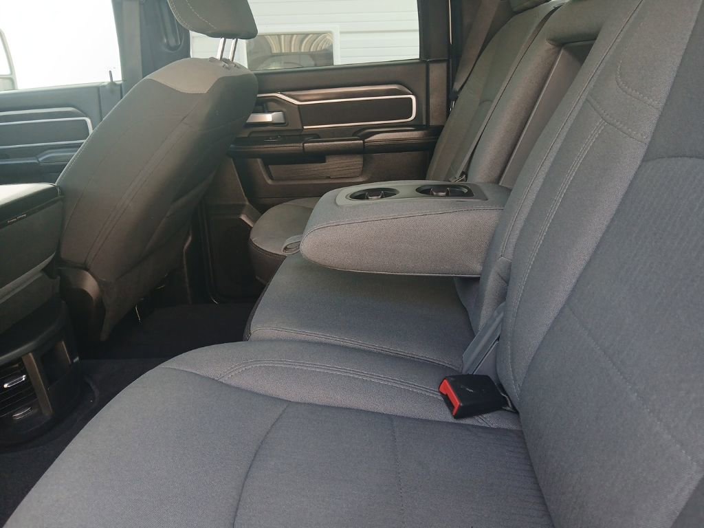 Used 2024 RAM 3500 Big Horn image 43