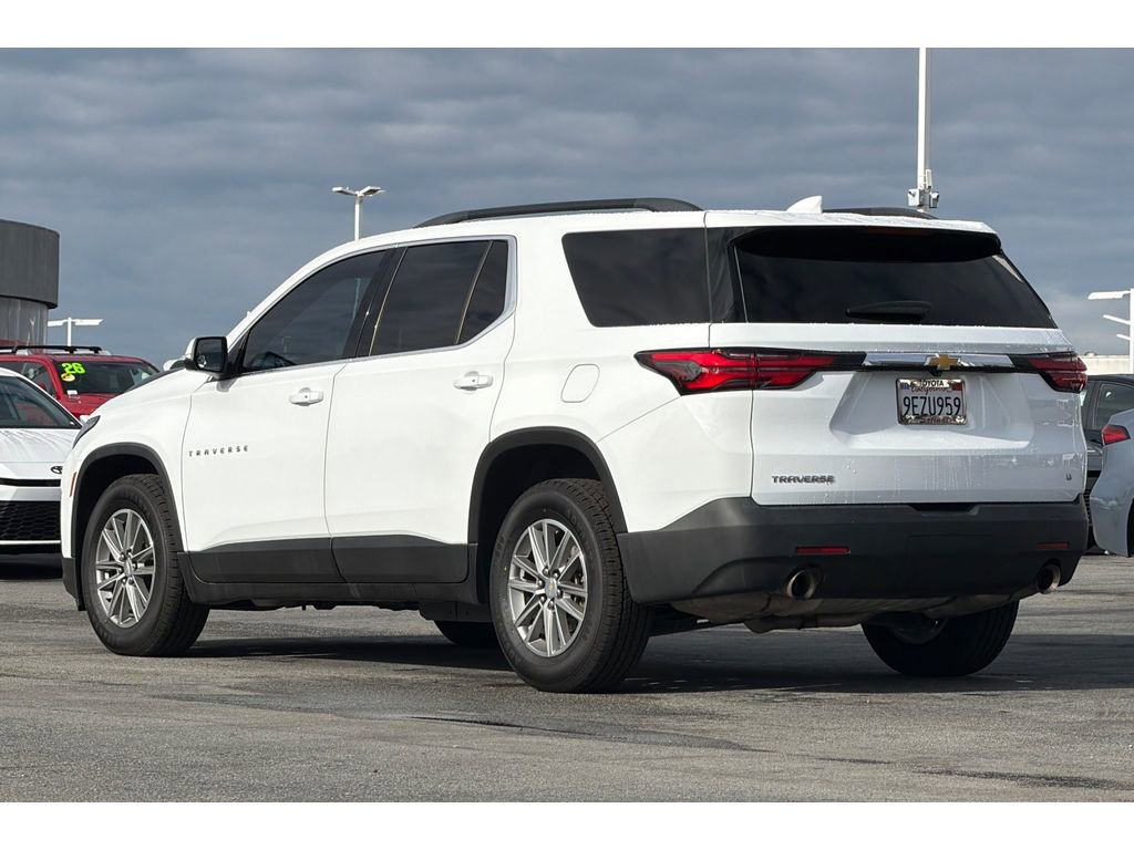 Used 2023 Chevrolet Traverse LT FWD image 6