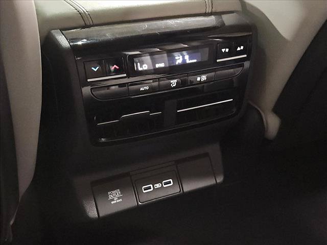 Used 2023 Acura MDX w/ Technology Package FWD image 18