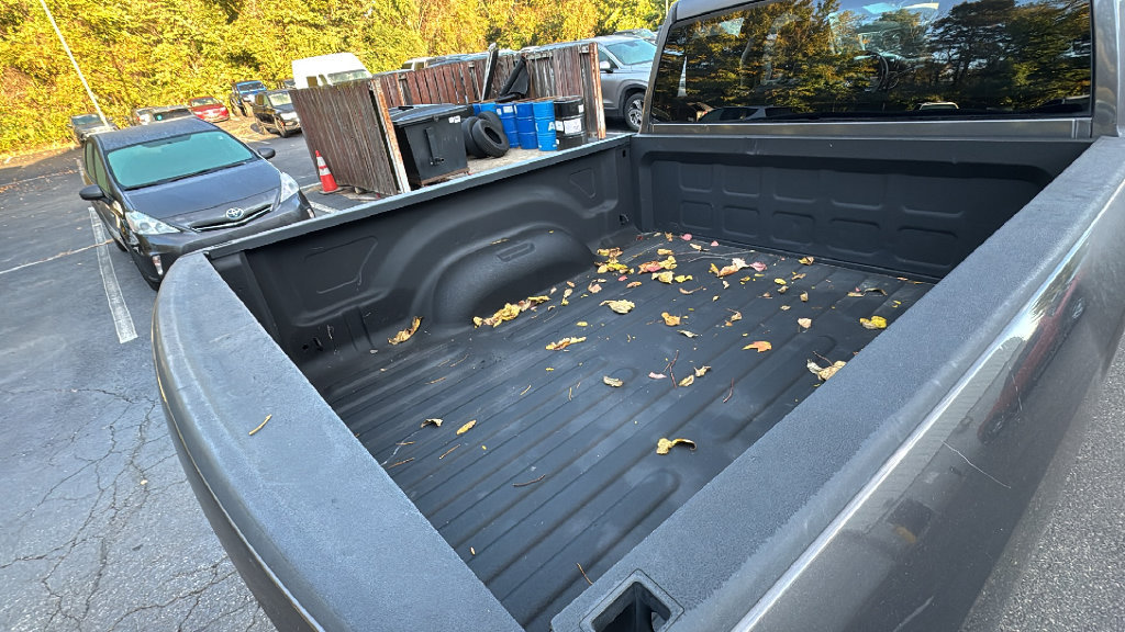 Used 2014 RAM 1500 Tradesman RWD image 12