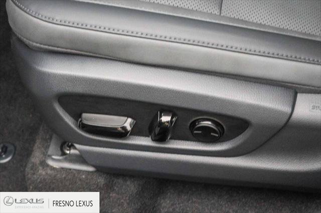 Certified 2025 Lexus RZ 450e image 21