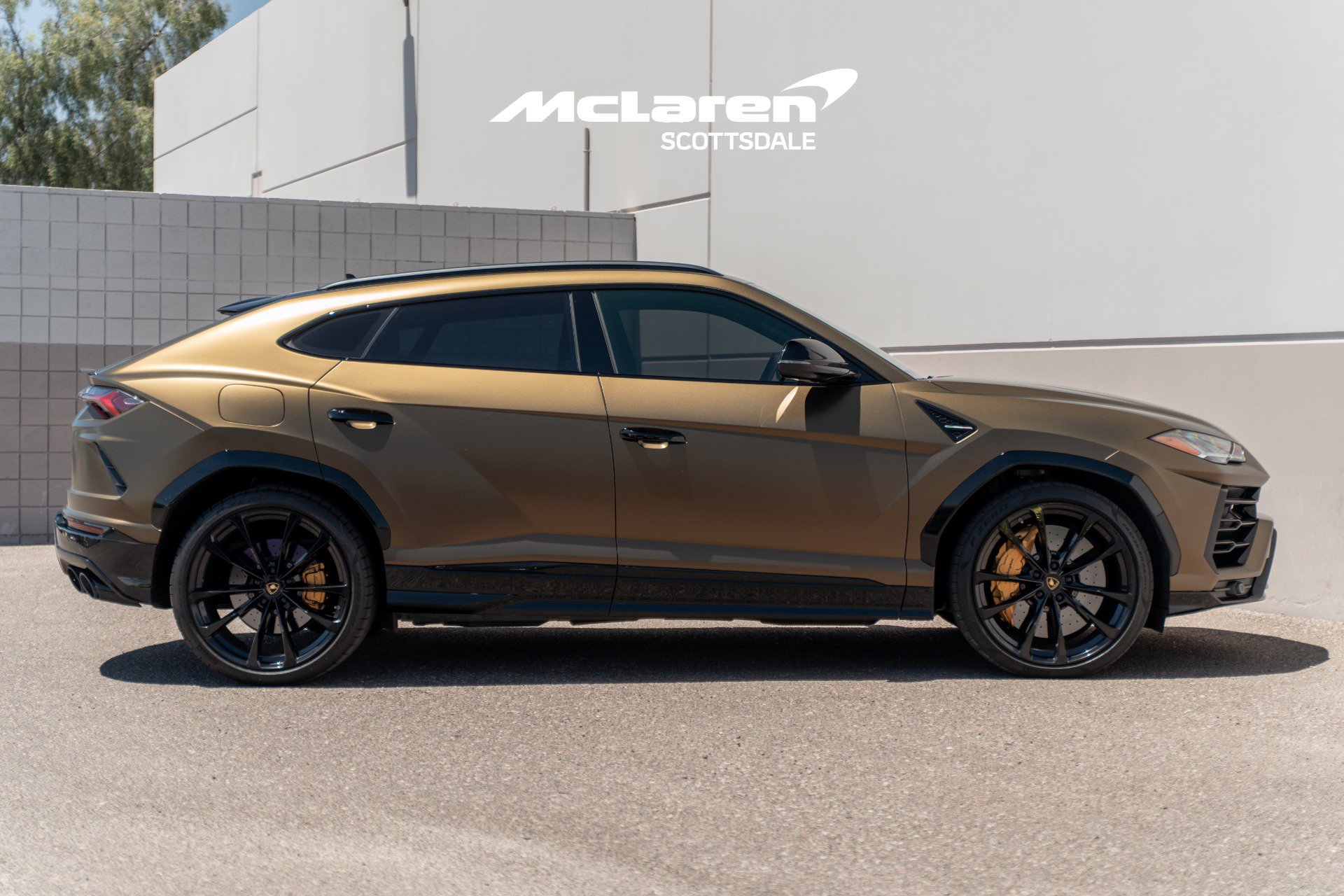 Used 2021 Lamborghini Urus AWD/4WD image 8