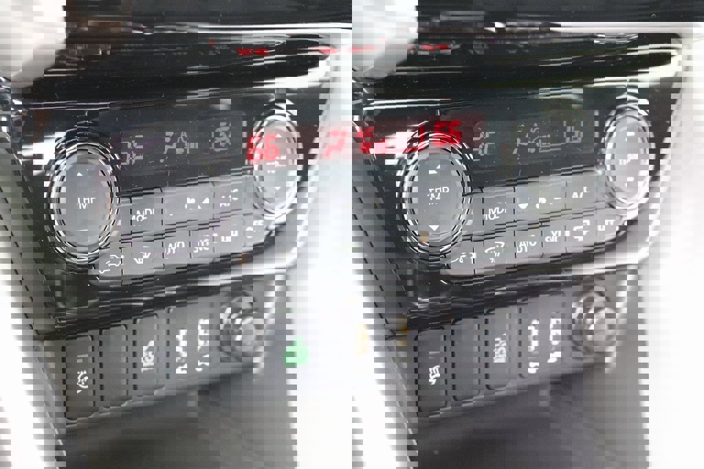 New 2026 Mitsubishi Eclipse Cross SEL image 11