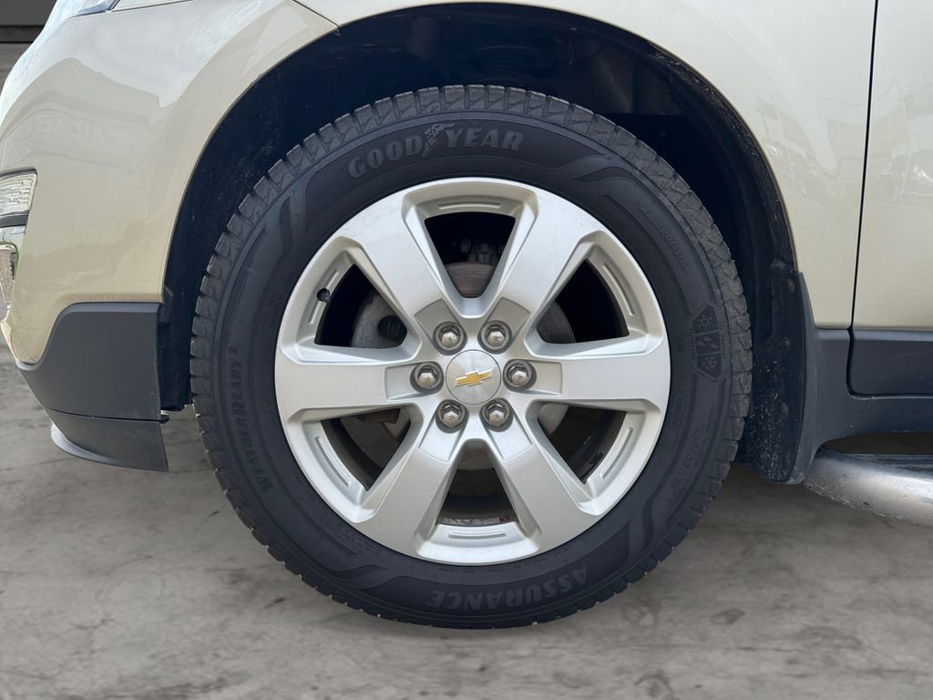 Used 2016 Chevrolet Traverse LT w/ Style and Technology Package AWD/4WD image 9