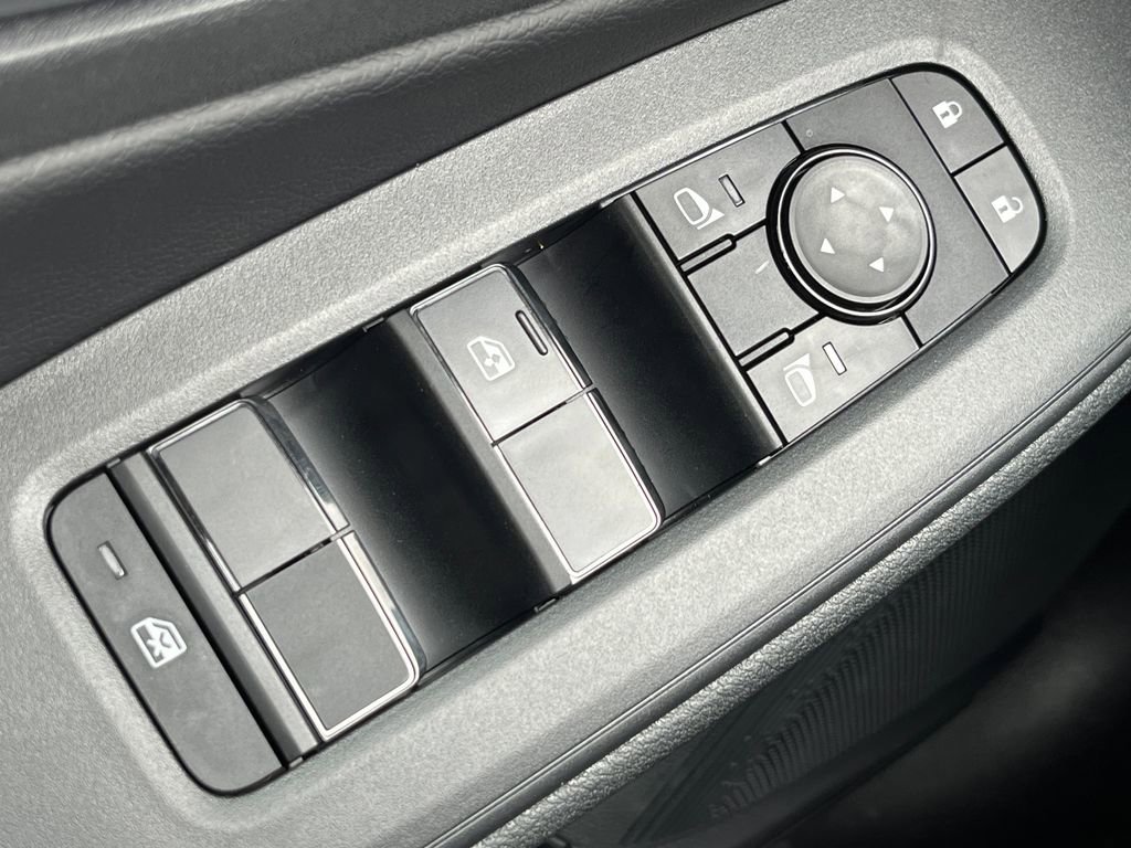 New 2026 Nissan Sentra SV w/ Floor Mat Package FWD image 18