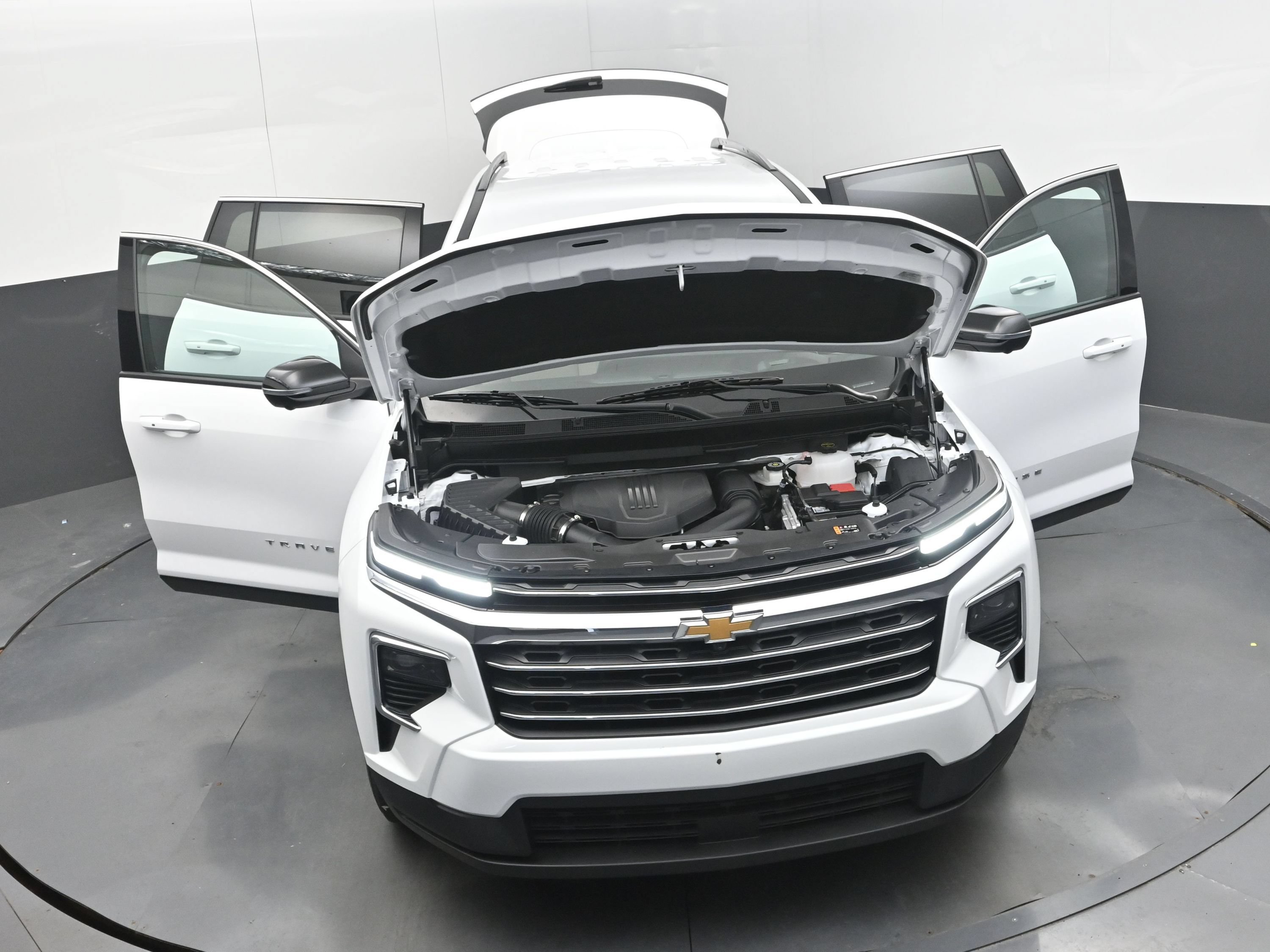 Used 2026 Chevrolet Traverse LT w/ Driver Confidence Package FWD image 40