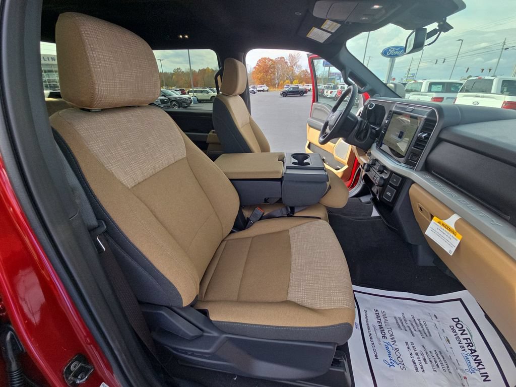 New 2026 Ford F250 XLT w/ XLT Premium Package AWD/4WD image 29