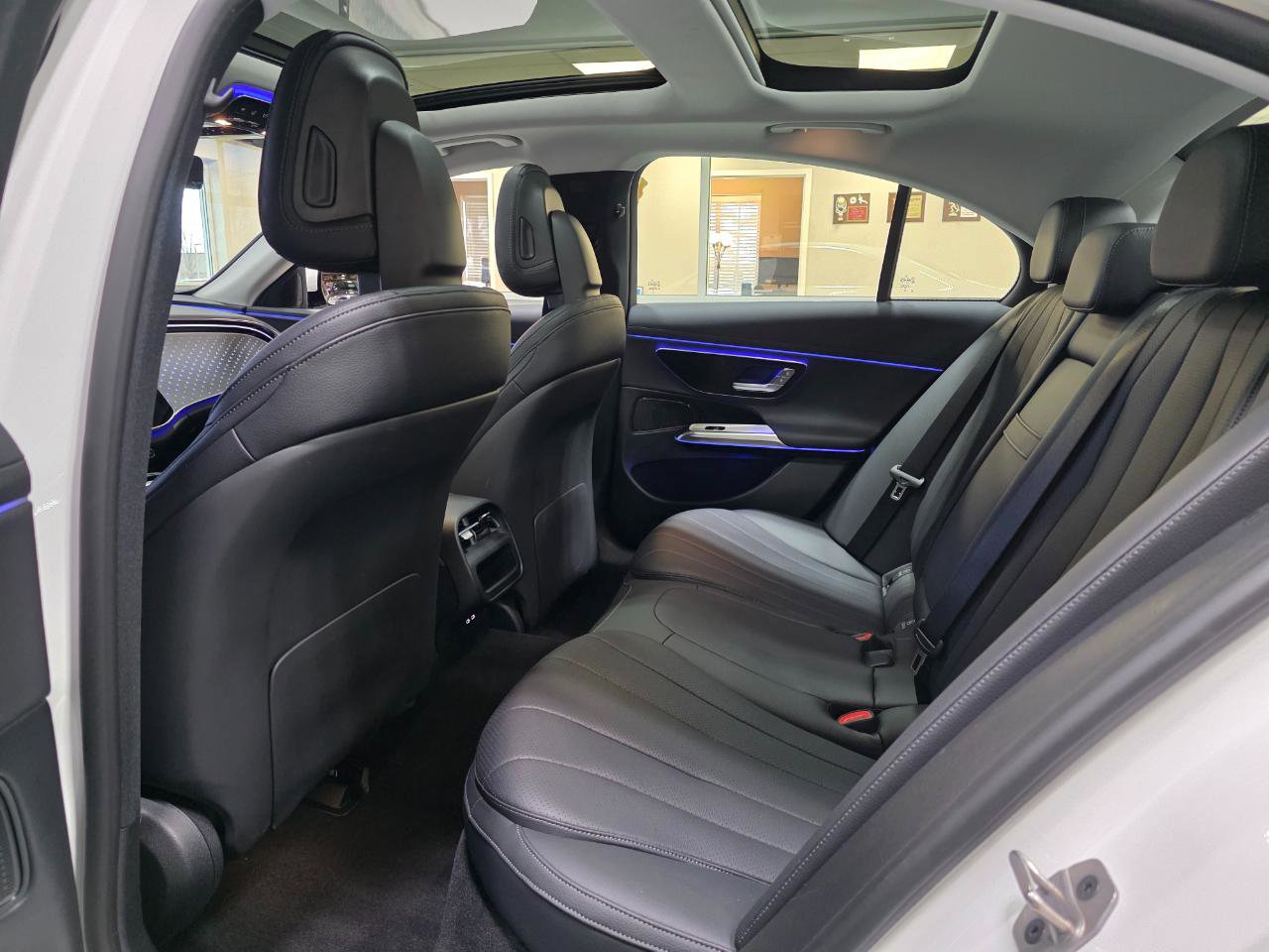 Used 2025 Mercedes-Benz E 350 E 350 RWD Sedan image 19