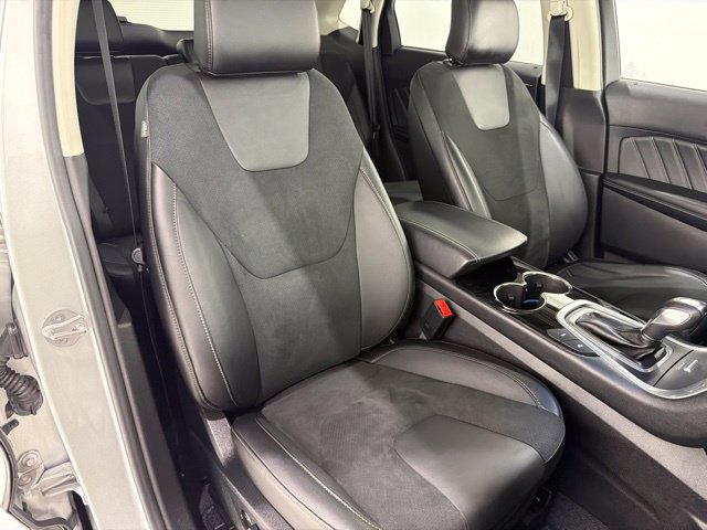 Used 2016 Ford Edge Sport w/ Equipment Group 401A AWD/4WD image 19