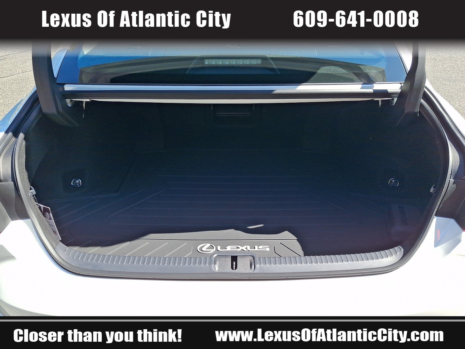 Used 2025 Lexus ES 350 w/ Premium Package FWD image 30