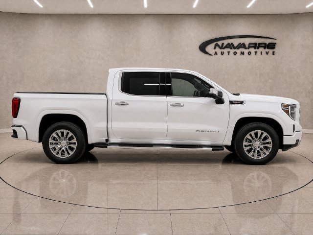 New 2026 GMC Sierra 1500 Denali w/ Technology Package AWD/4WD image 9
