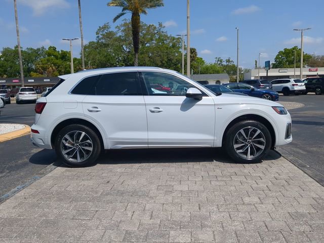 Used 2023 Audi Q5 2.0T Premium Plus w/ Premium Plus Package AWD/4WD image 3