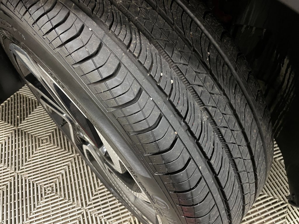 Certified 2024 Chevrolet TrailBlazer RS w/ Driver Confidence Package image 47