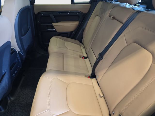 New 2026 Land Rover Defender 110 X-Dynamic SE image 11