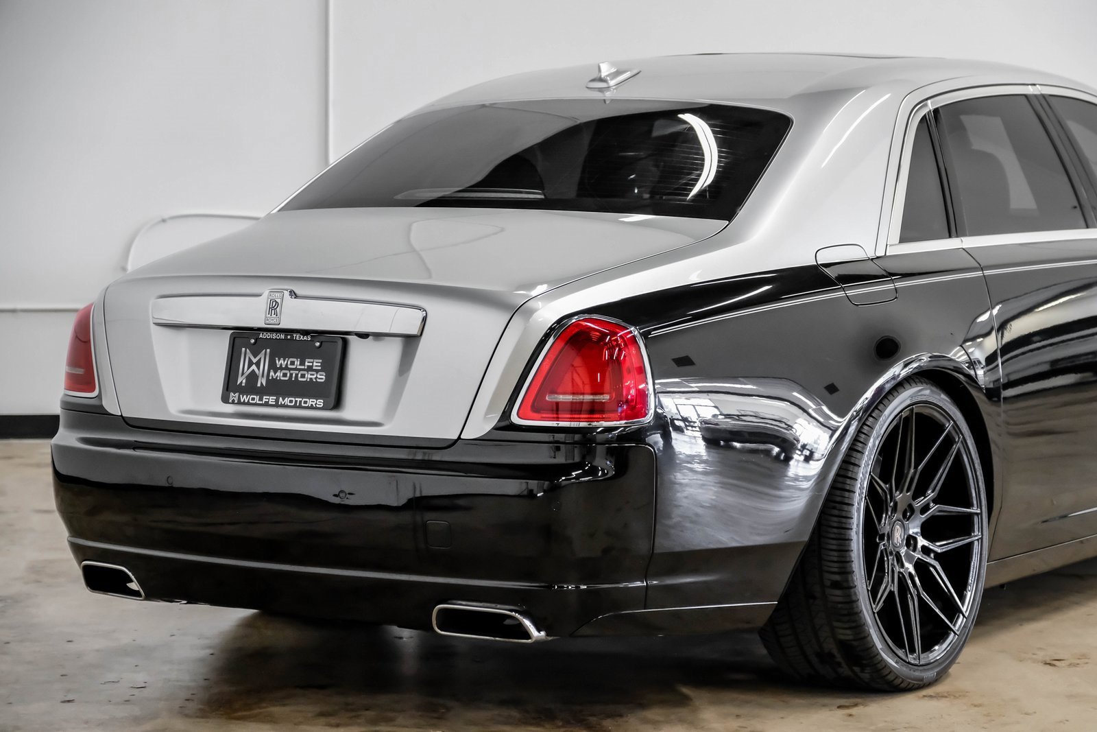 Used 2014 Rolls-Royce Ghost image 10