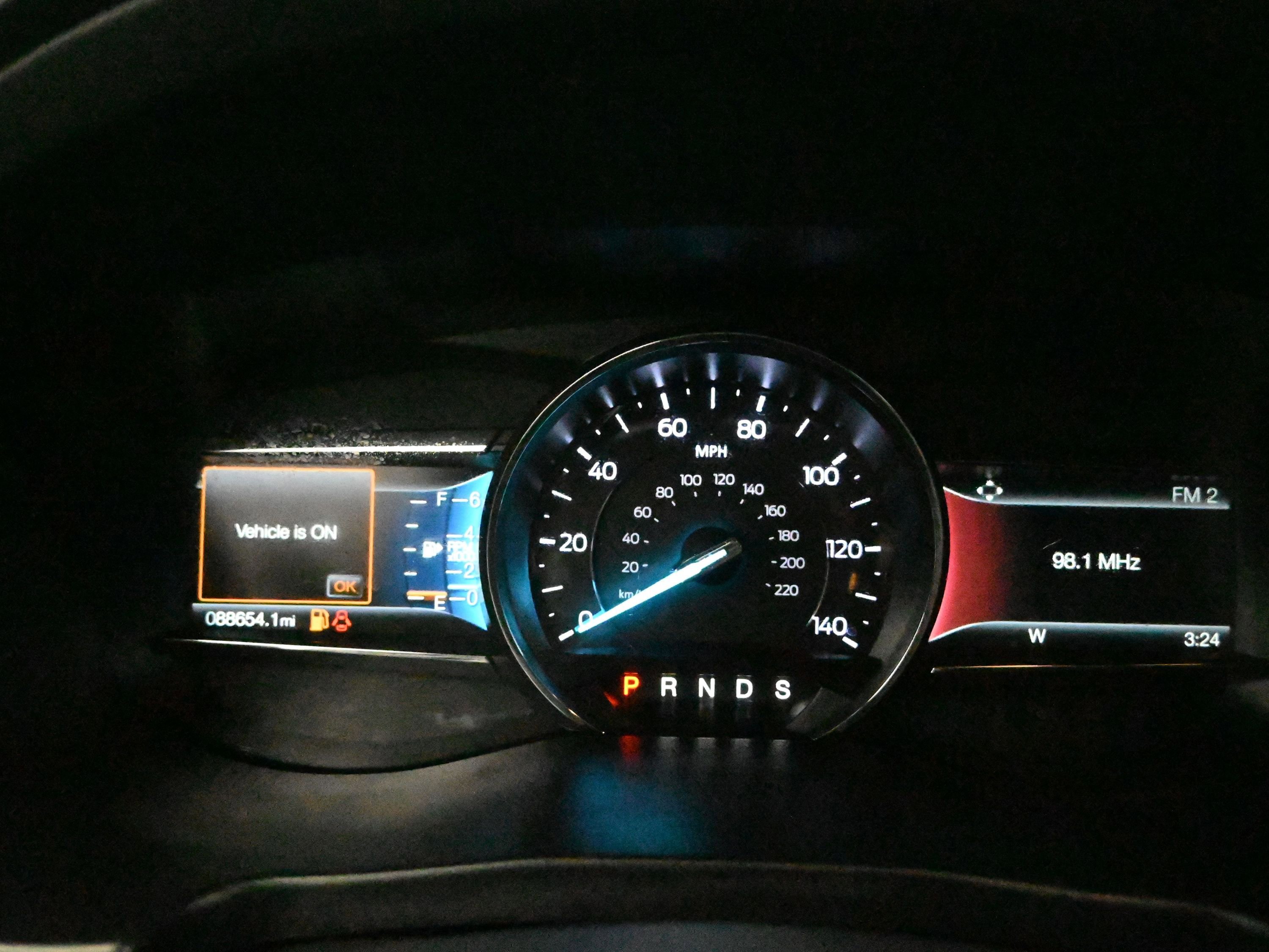 Used 2018 Ford Explorer XLT w/ Equipment Group 201A image 11