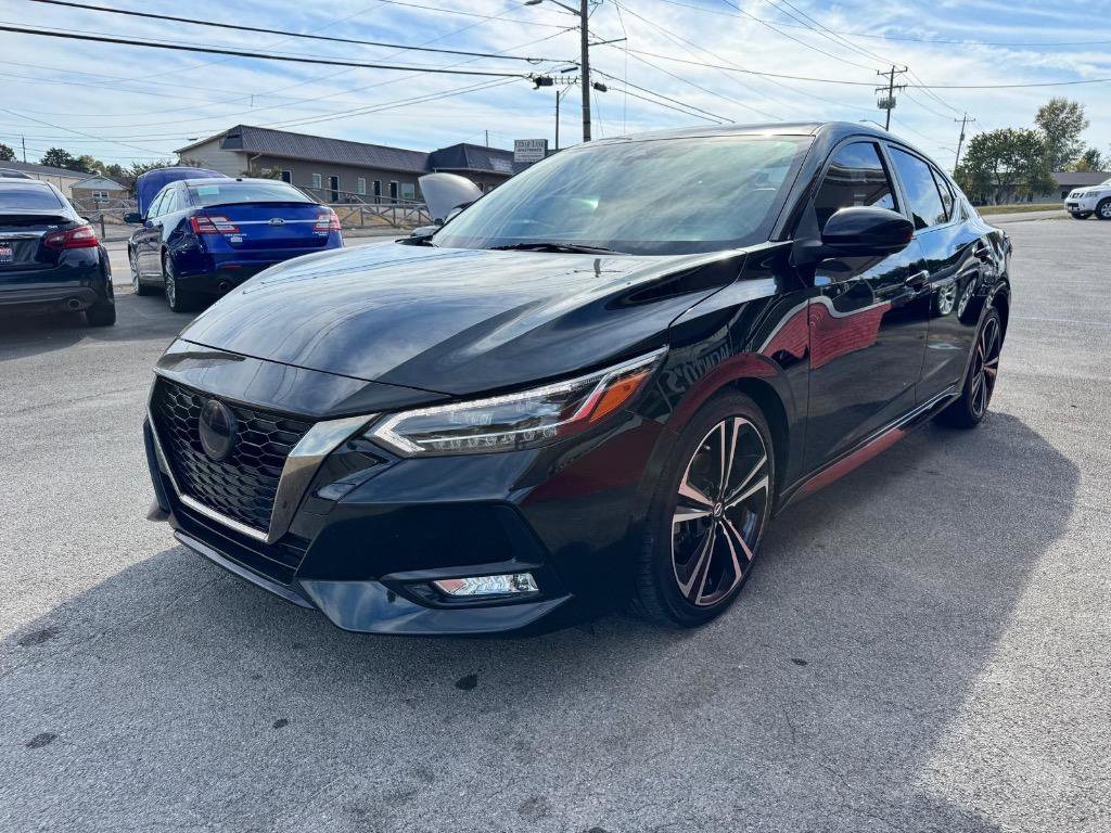 Used 2022 Nissan Sentra SR w/ SR Premium Package image 3