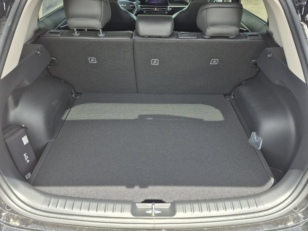 New 2026 Kia Niro Wave w/ Wave Preserve Package FWD image 14