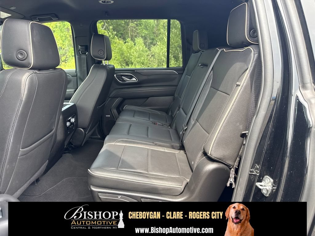 Used 2024 GMC Yukon XL SLT AWD/4WD image 18