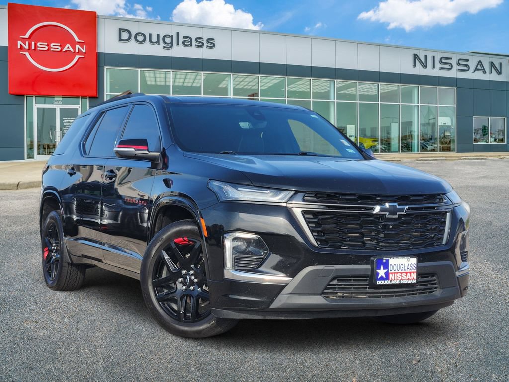 Used 2022 Chevrolet Traverse Premier w/ Redline Edition FWD image 1