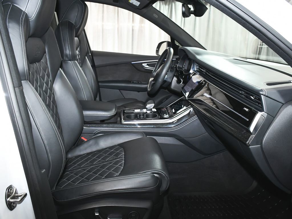 Used 2021 Audi SQ7 Premium Plus w/ Executive Package image 68