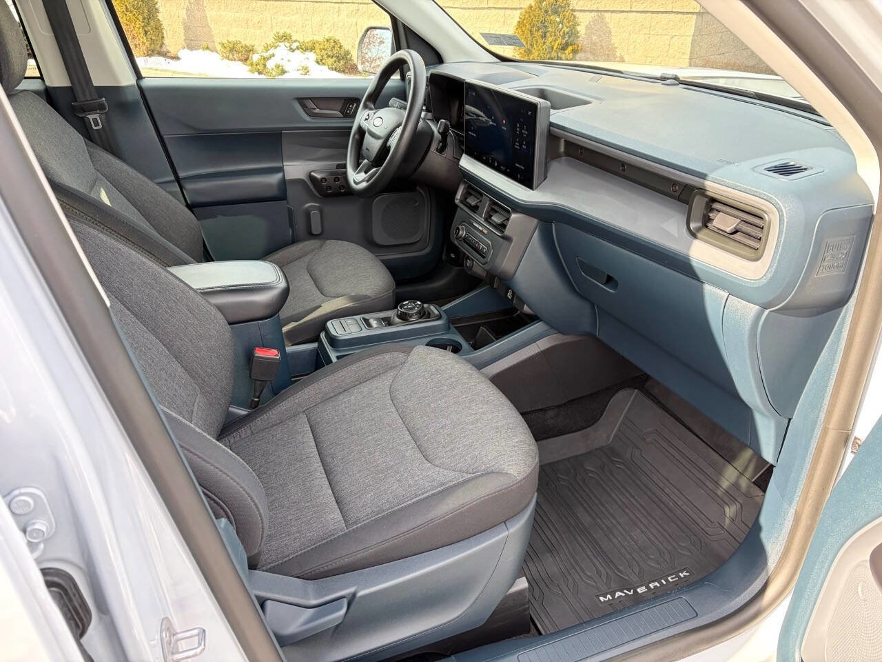 Used 2025 Ford Maverick XLT w/ Equipment Group 301A image 7