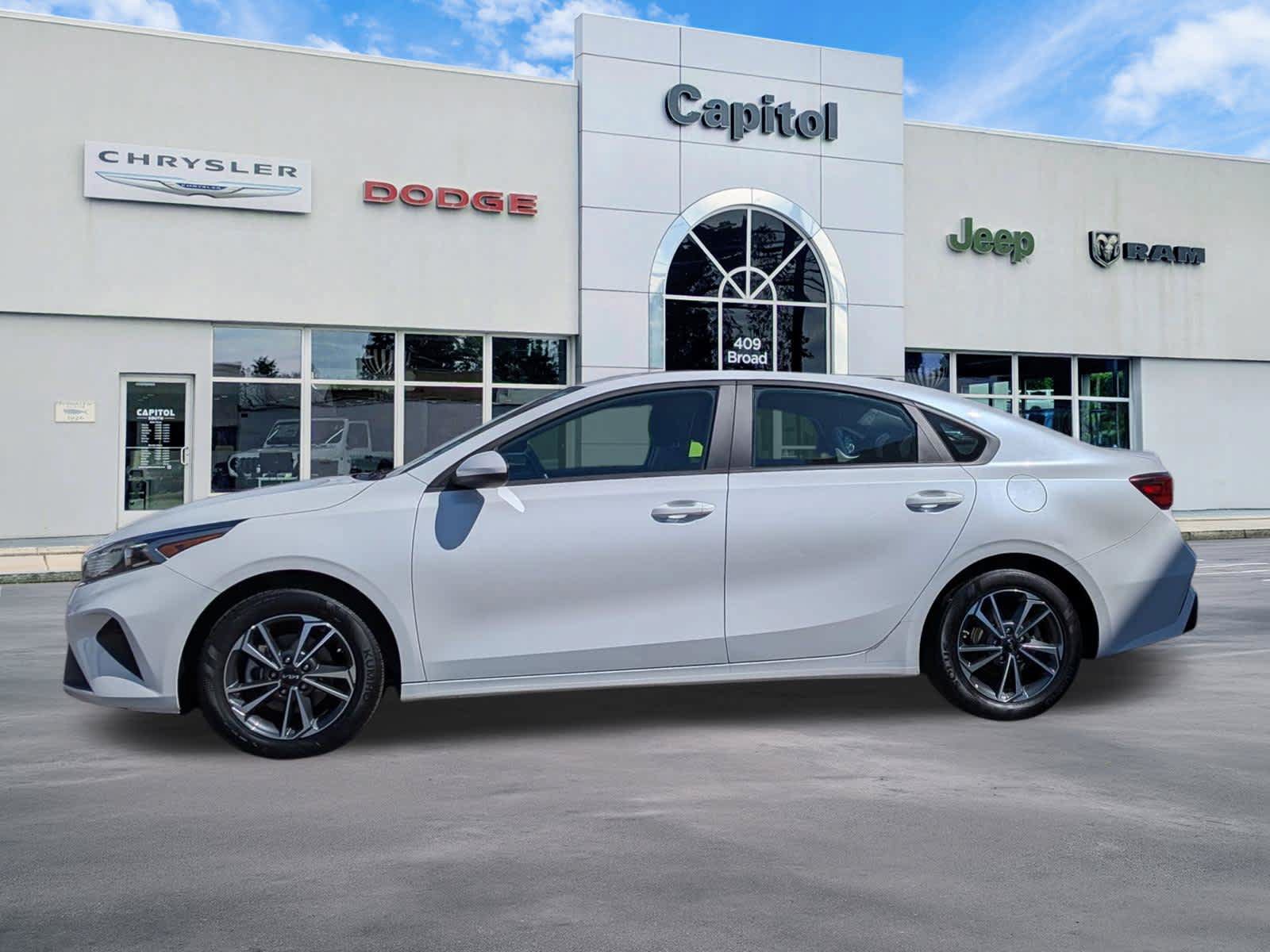 Used 2024 Kia Forte LXS FWD image 5