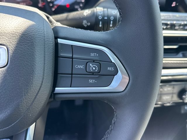 New 2026 Jeep Compass Latitude AWD/4WD image 17