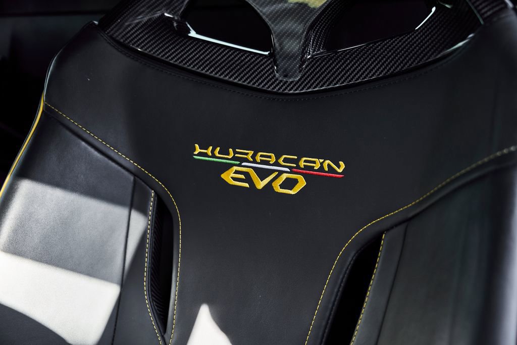 Used 2021 Lamborghini Huracan EVO image 46