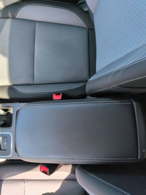 Certified 2017 Ford Escape SE w/ Equipment Group 201A image 34