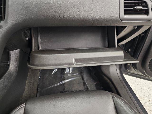 Used 2015 Chevrolet Volt Premium w/ Premium Trim Package FWD image 25